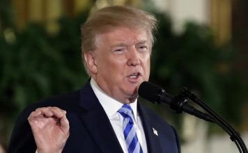 Trump celebra fallo a favor de pastelero cristiano