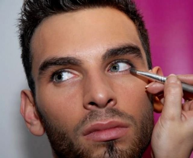 Maquillaje Masculino: ¿La nueva tendencia?  | Entretenimiento  Gay | Noticias Gays | Chat Gay Gratis Peru