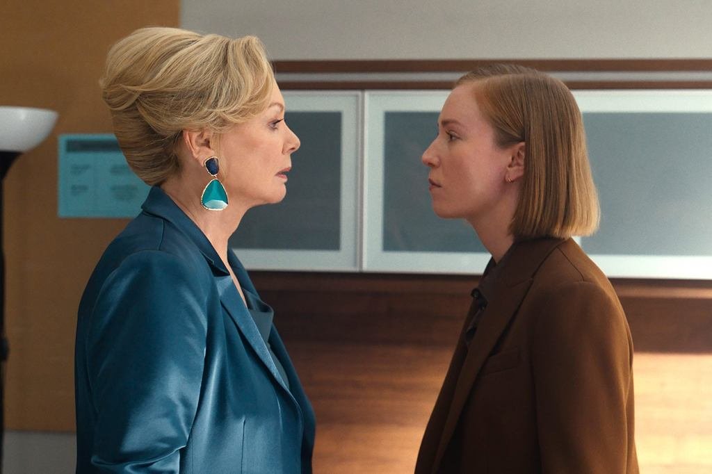 Jean Smart y Hannah Einbinder se enfrentan en hacks.