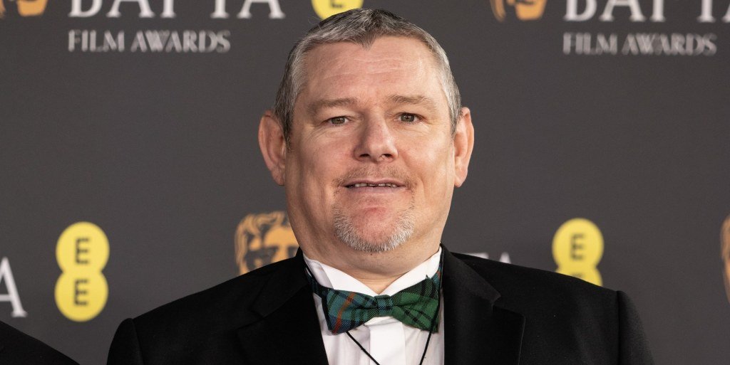 John Davidson en los BAFTA 2026